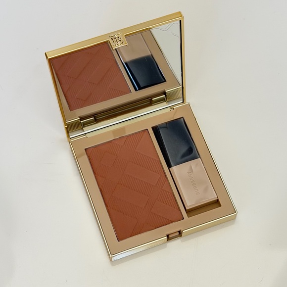 Burberry Outdoor Blush in Gold and Brown 66 earthy rose - Picture 2 of 6